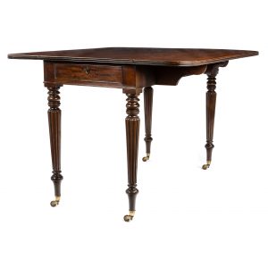 Gillows of Lancaster and London mahogany Georgian pembroke table
